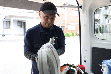 中日本三愛設備の仕事風景